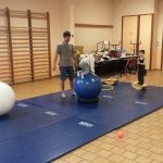 Equilibriste en herbe
